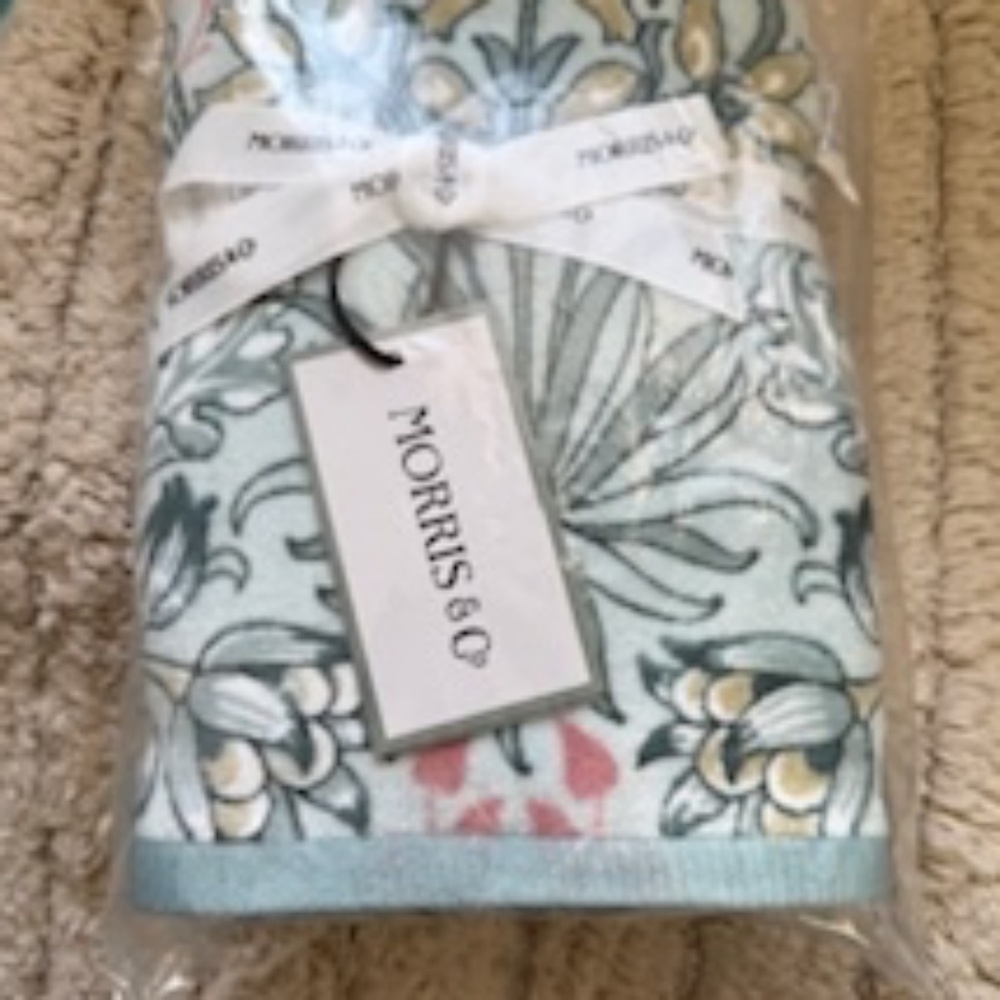 Morris & Co. Hyacinth Hand Towel Set *NEW* - Picture 2 of 6